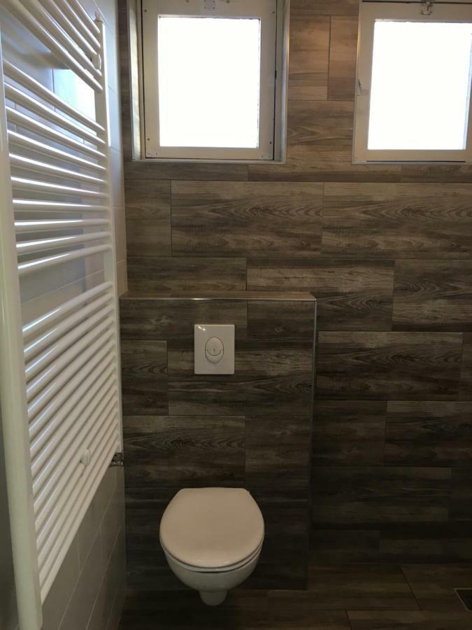 Tofino, Een Comfortabel Vakantiehuis Naast Een Bos En Zwemmeer Villa Gasselte Dış mekan fotoğraf